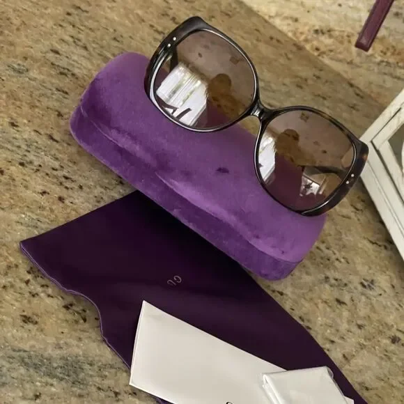 New over size Gucci sunglasses ❤️ - Picture 7 of 7